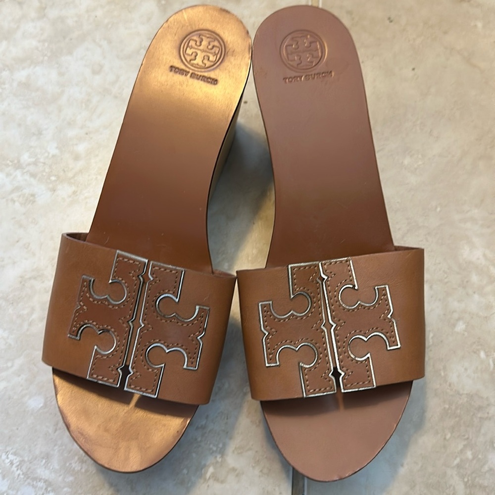 Tory Burch wooden slide wedge